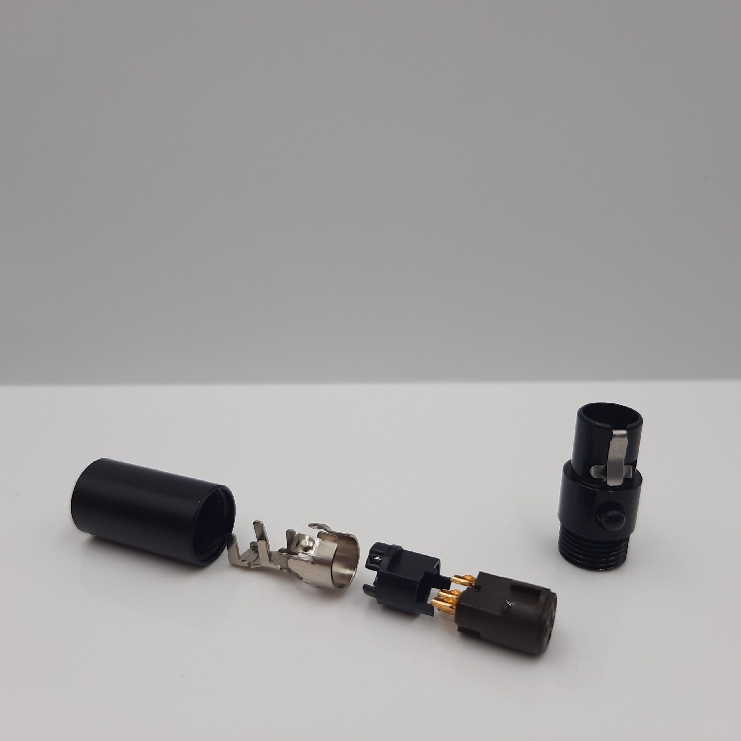 PLUSSOUND 4Pin Mini XLR Connectors Audioverse.de